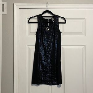 SHORT BLACK SEQUIN DRESS